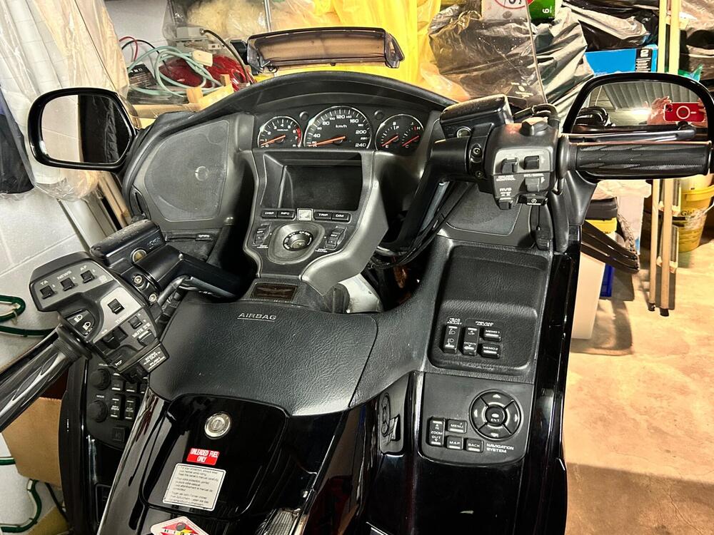 Honda GL 1800 Gold Wing (2007 - 11) (3)