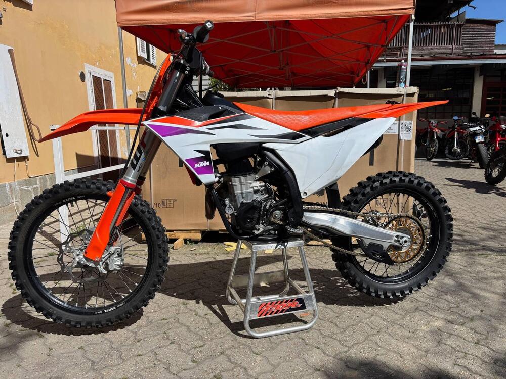 KTM 450 SX-F (2023) (2)