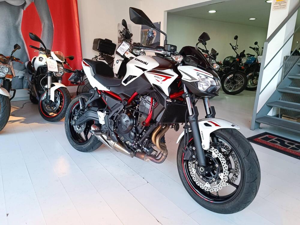 Kawasaki Z 650 (2021 - 24) (4)
