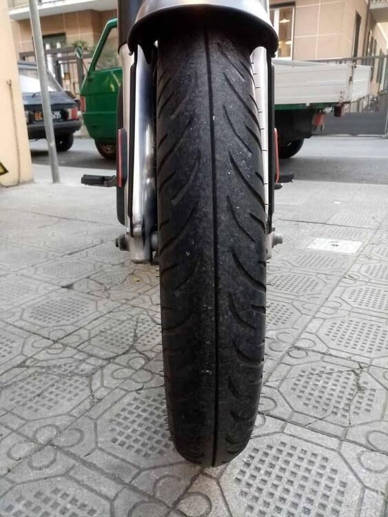 Royal Enfield Classic 350 (2021 - 25) (4)