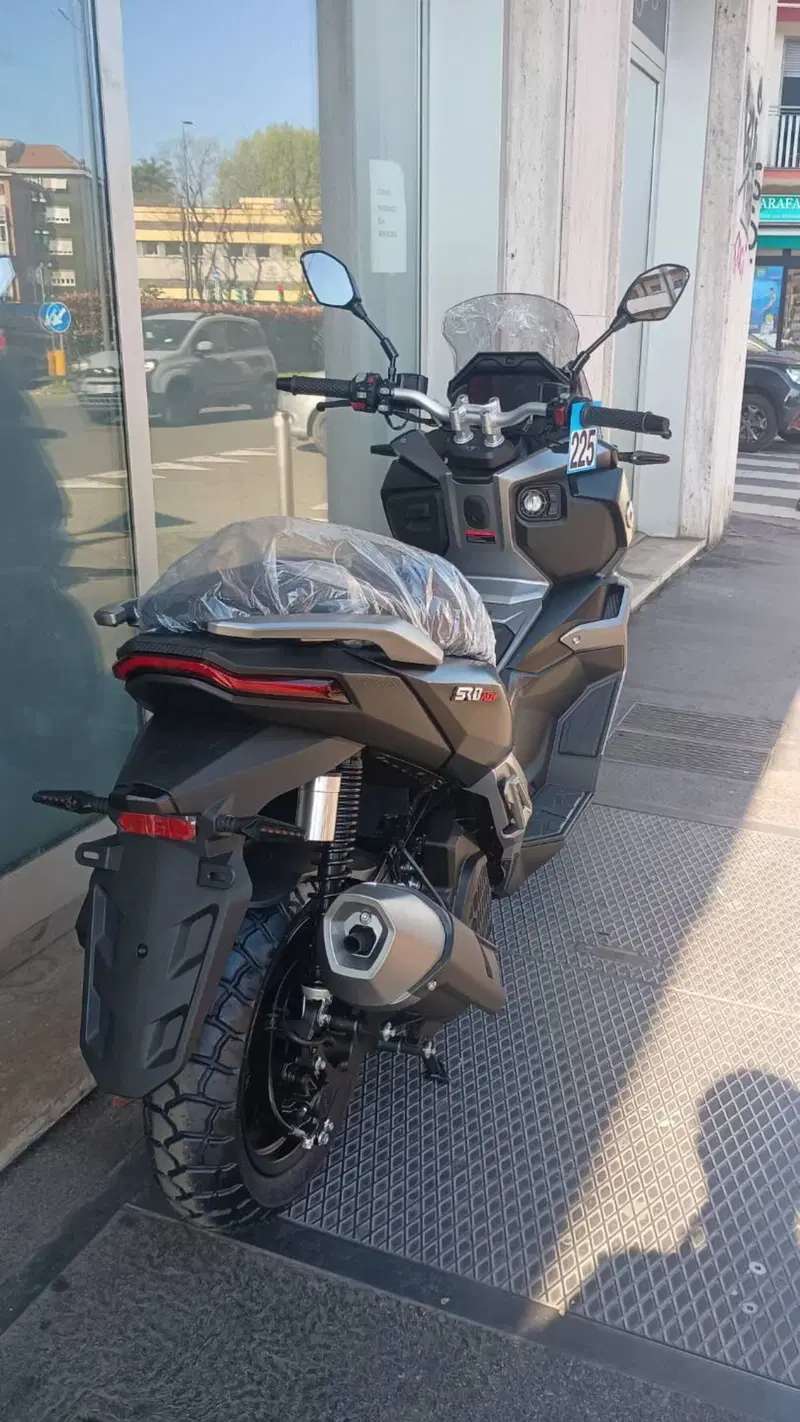 Voge Sfida SR1 ADV (2023 - 26) (3)