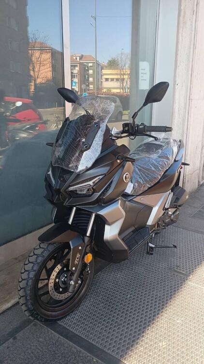 Voge Sfida SR1 ADV (2023 - 25) (4)