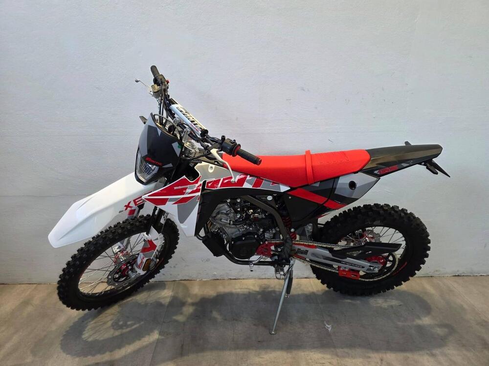 Fantic Motor XEF 125 Performance (2025) (2)