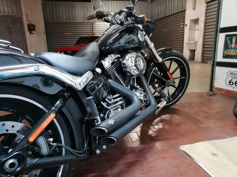 Harley-Davidson 1690 Breakout (2013 - 17) - FXSB
