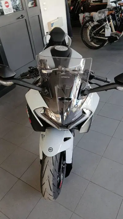 CFMOTO 675SR-R (2025 - 26) nuova