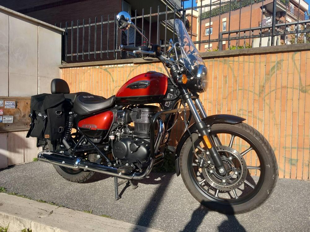 Royal Enfield Meteor 350 Supernova (2021 - 25) (2)