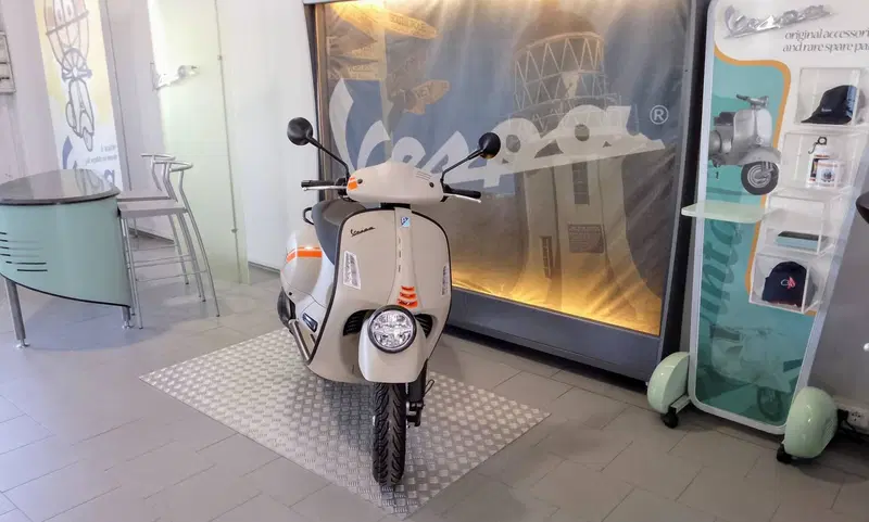 Vespa GTV 310 (2025 - 26) (4)
