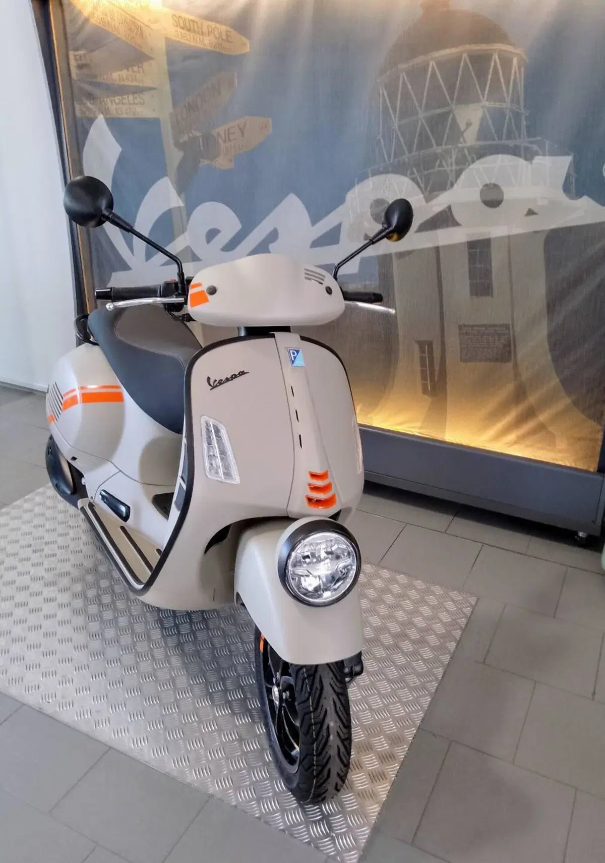 Vespa GTV 310 (2025 - 26) (3)