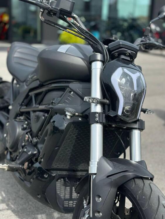 Benelli 502 C (2019 - 20) (5)