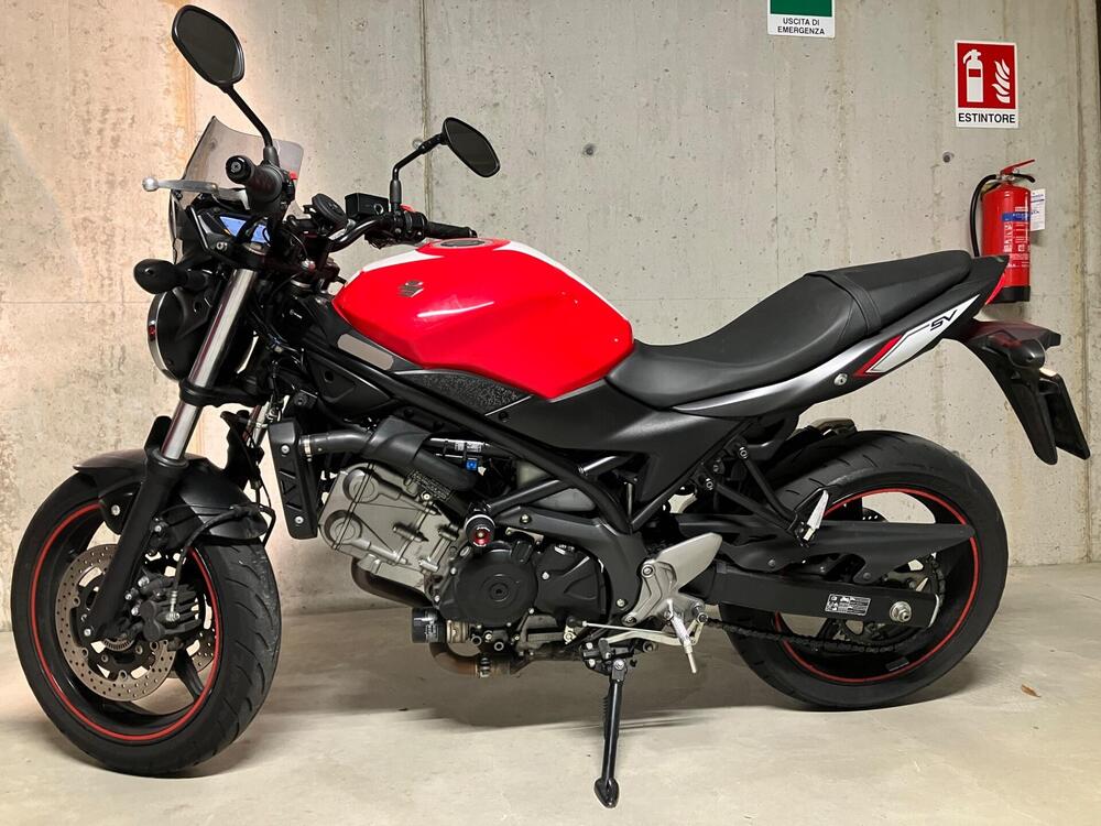 Suzuki SV 650 (2016 - 20) (2)
