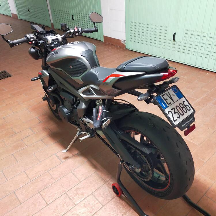 Triumph Street Triple RS (2020 - 22) (5)