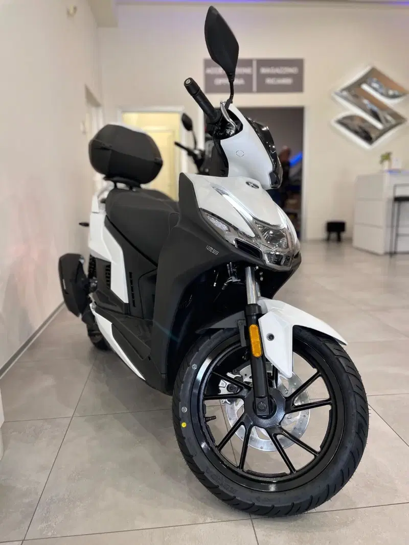 Kymco Agility 125 S (2022 - 26) (8)