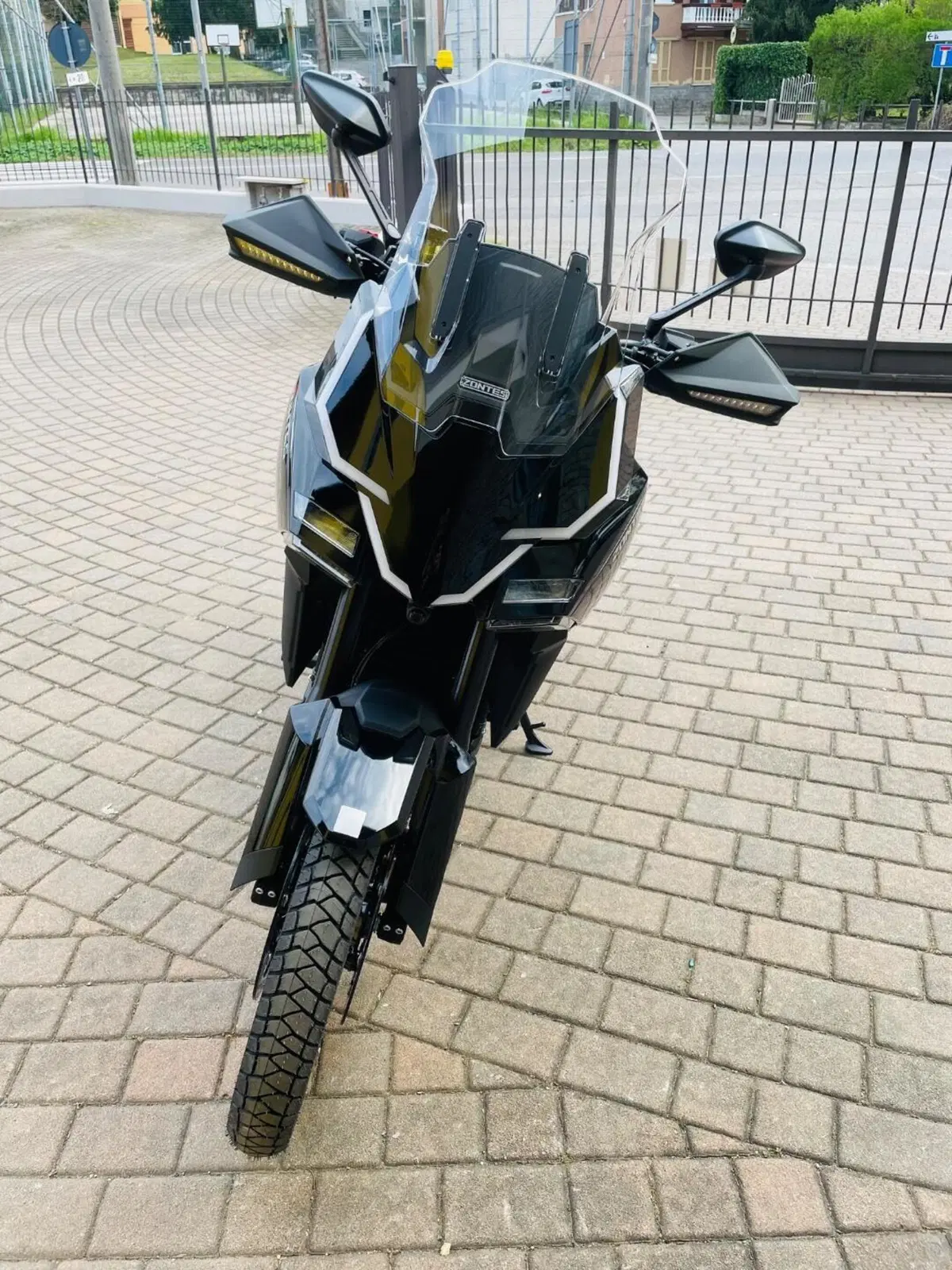 Zontes ZT703-F (2025 - 26) (4)