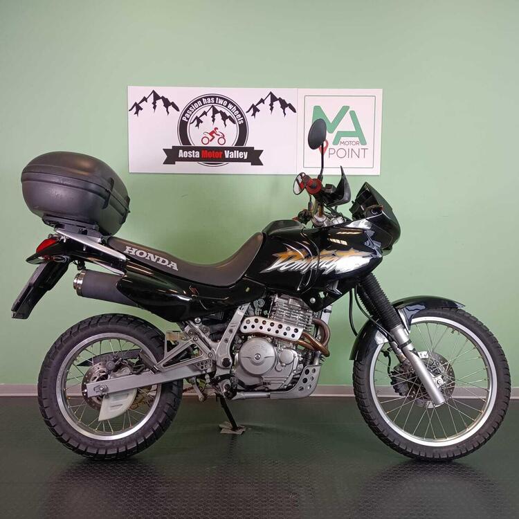 Honda NX 650 Dominator (1996 - 02)