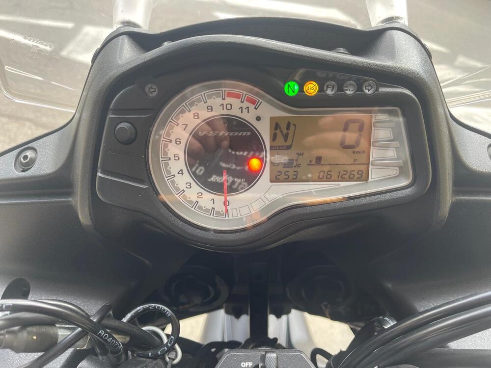 Suzuki V-Strom 650 ABS (2011 - 17) (3)