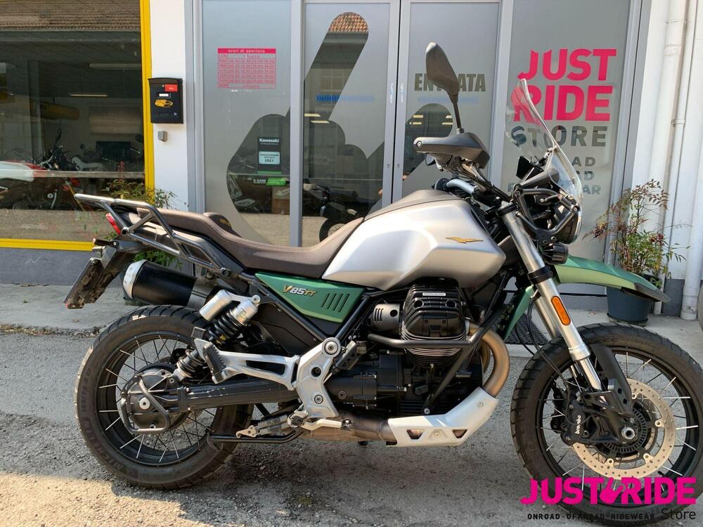 Moto Guzzi V85 TT (2021 - 23)