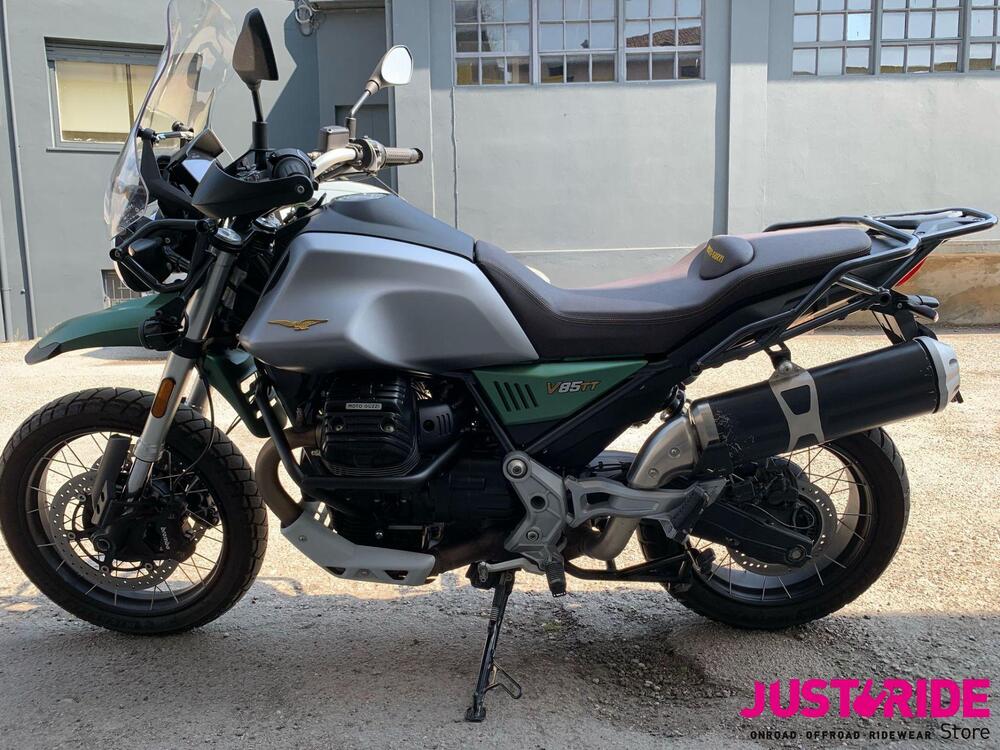 Moto Guzzi V85 TT (2021 - 23) (4)
