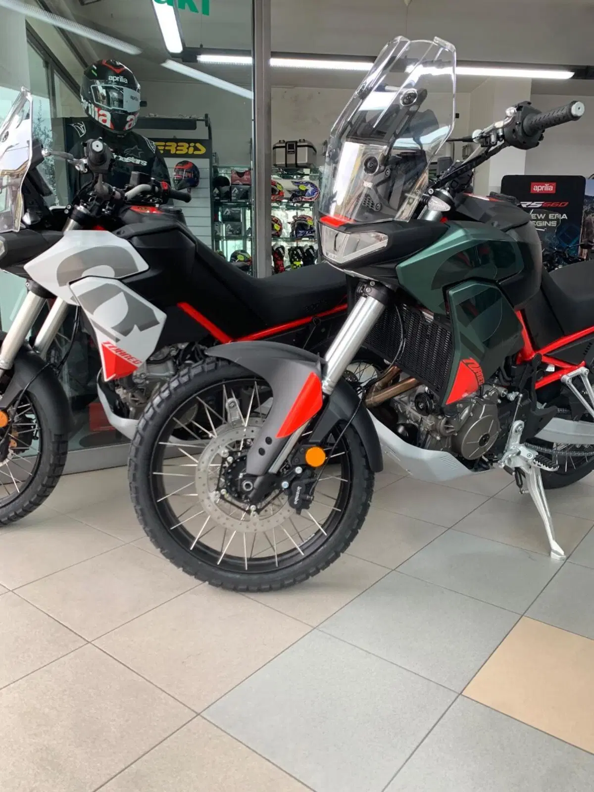 Aprilia Tuareg 660 (2025 - 26) (3)