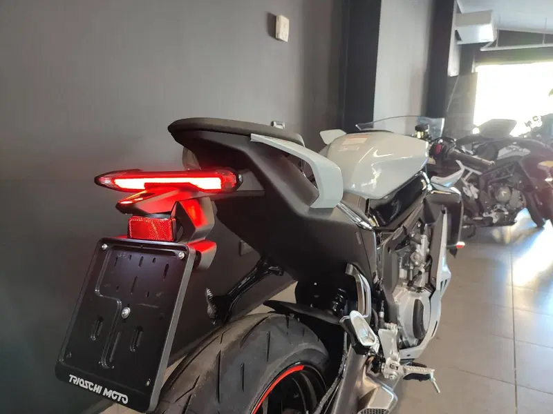 CFMOTO 675SR-R (2025 - 26) (7)