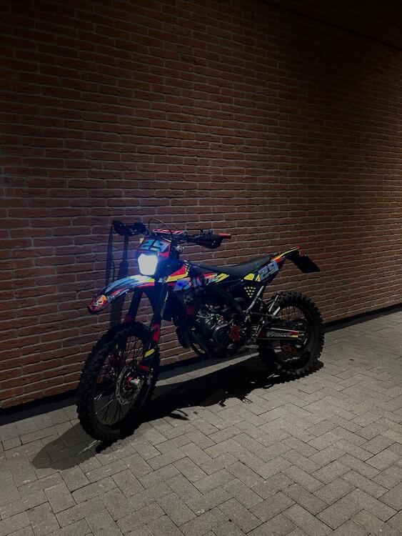 Fantic Motor XEF 125 Competition 4T (2022)