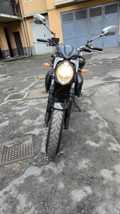Suzuki Gladius 650 SFV ABS (2009 - 15) (4)