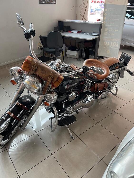 Harley-Davidson 1450 Heritage Classic (2003 - 05) - FLSTCI (2)