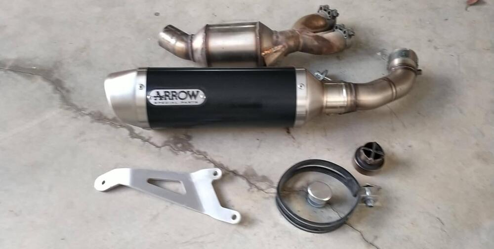 Scarico Arrow + decat