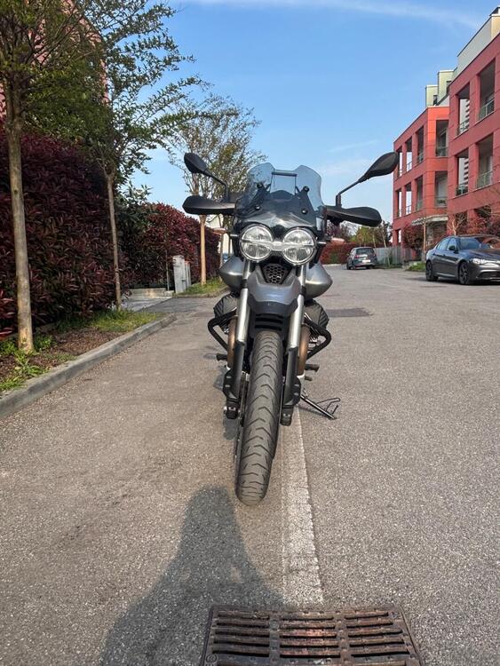 Moto Guzzi V85 TT (2019 - 20) (3)