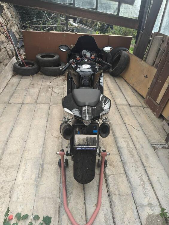 Aprilia RSV 1000 R (2006 - 09) (4)