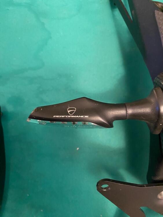 Portatarga Ducati Performance Panigale 1199/1299/8 (3)