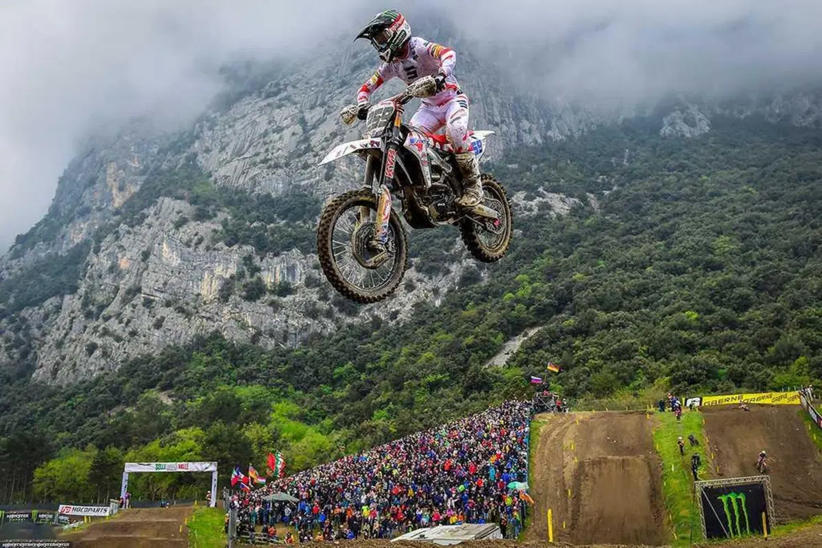 MXGP25 #5 Trentino. Ciclamino in fiamme. Doppietta Gajser e Adamo Bis. Spettacolo Sensazionale [VIDEO] (4)