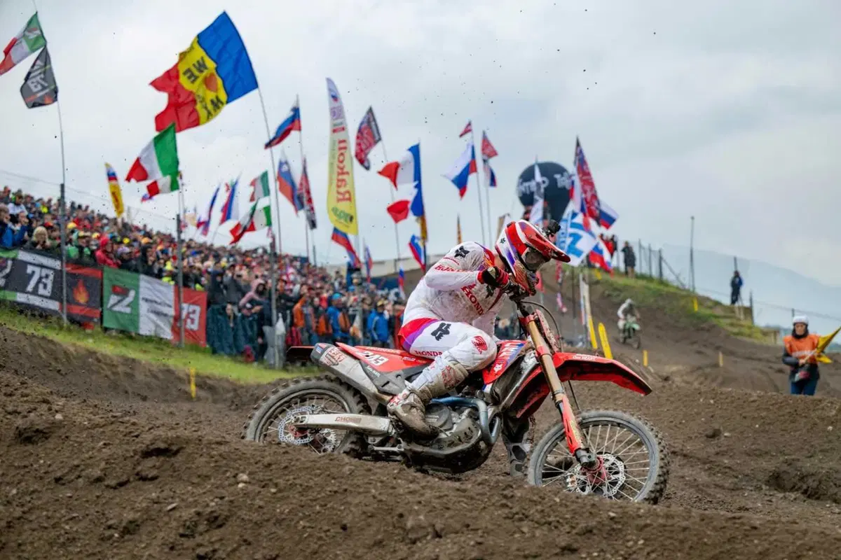 MXGP25 #5 Trentino. Ciclamino in fiamme. Doppietta Gajser e Adamo Bis. Spettacolo Sensazionale [VIDEO] (19)