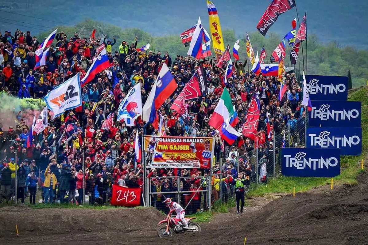 MXGP25 #5 Trentino. Ciclamino in fiamme. Doppietta Gajser e Adamo Bis. Spettacolo Sensazionale [VIDEO] (22)