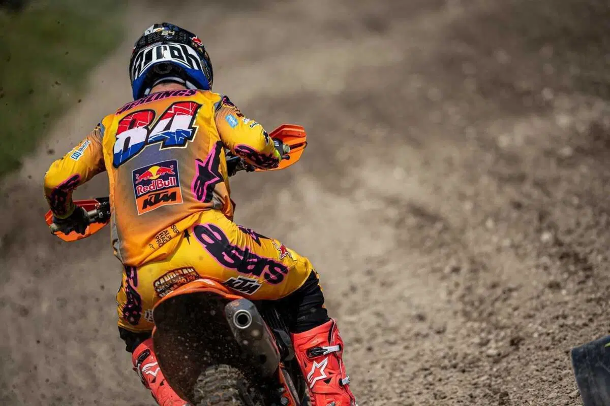 MXGP25 #5 Trentino. Ciclamino in fiamme. Doppietta Gajser e Adamo Bis. Spettacolo Sensazionale [VIDEO] (27)