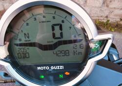 Moto Guzzi V7 Stone (2021 - 24) usata