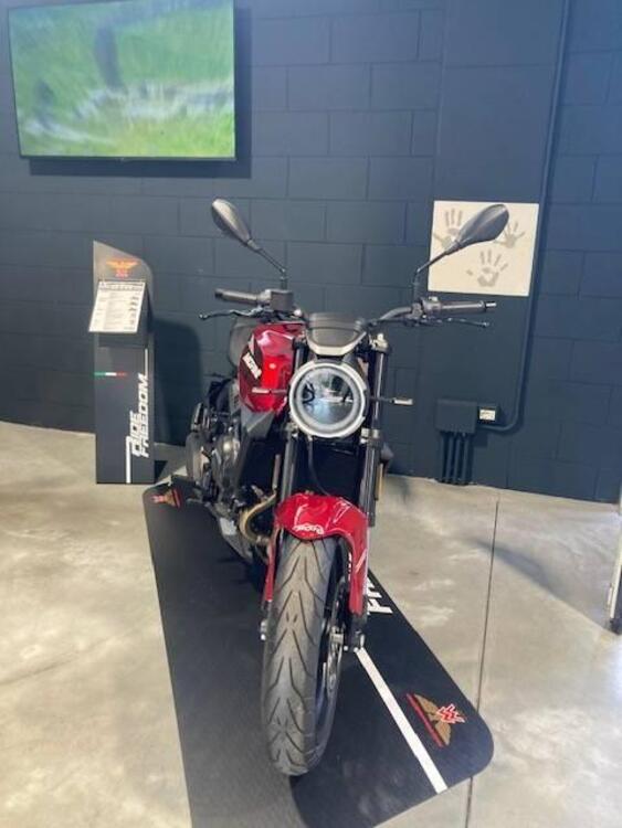 Moto Morini SEIEMMEZZO STR (2022 - 25) (2)