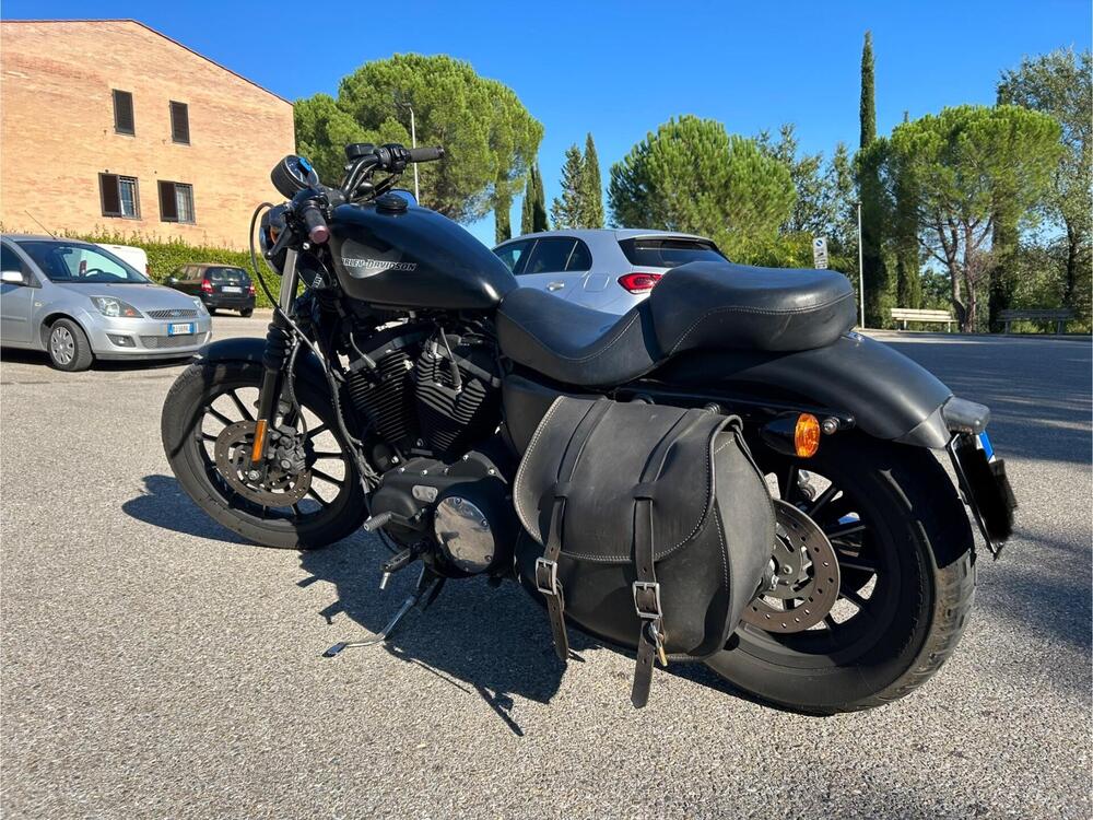 Harley-Davidson 883 Iron (2009 - 11) - XL 883N