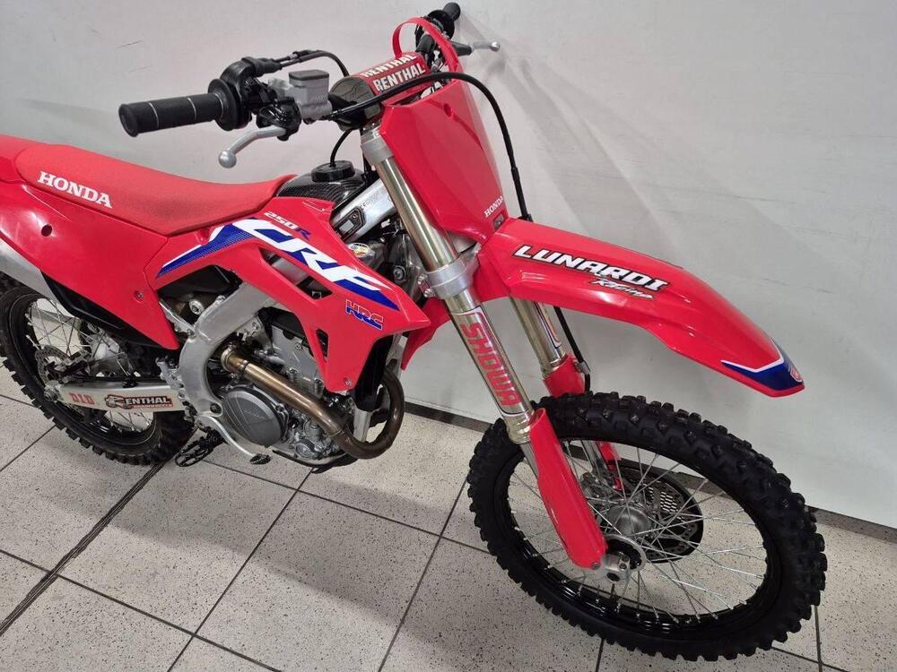 Honda CRF 250 R (2022) (3)