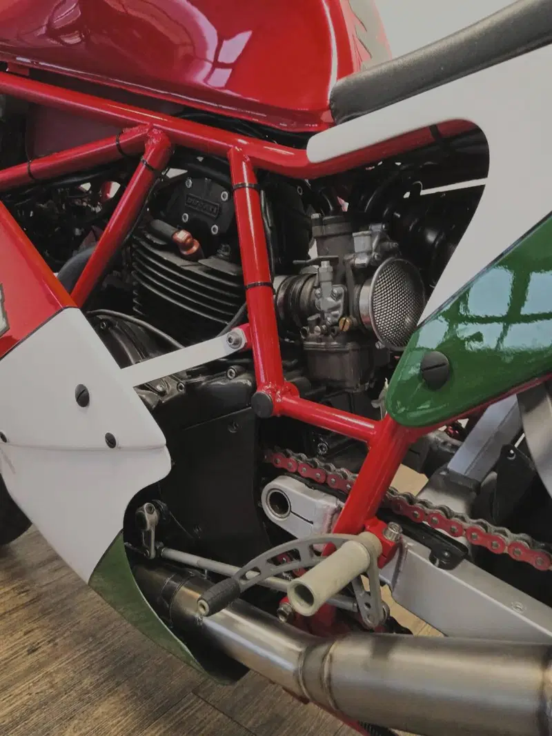 Ducati 750 f1 (5)