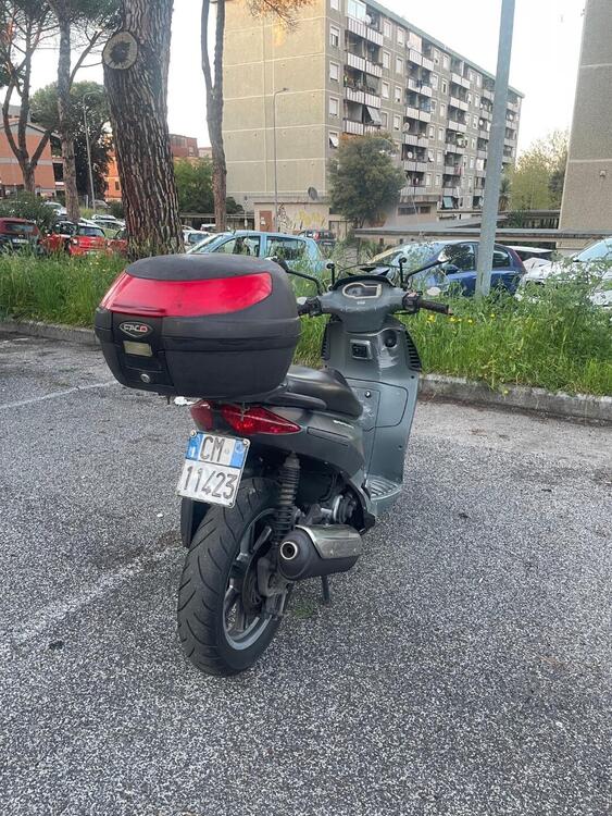 Aprilia Sportcity 125 (4)