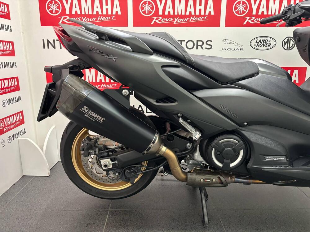 Yamaha T-Max 560 Tech Max (2021) (5)