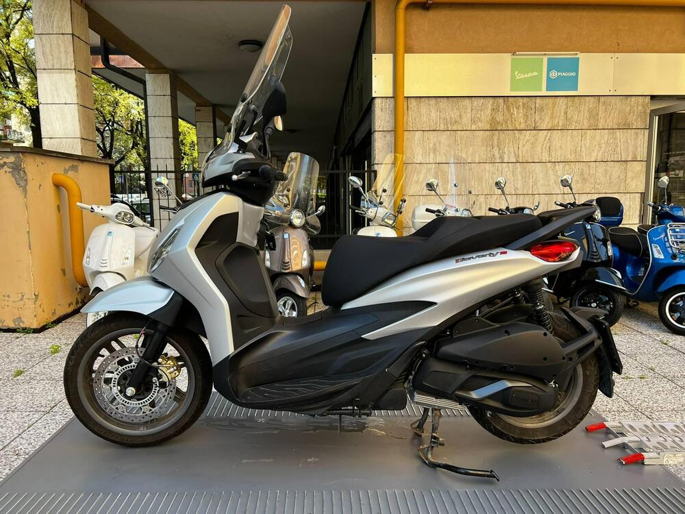 Piaggio Beverly 300 S ABS-ASR (2021 - 25)
