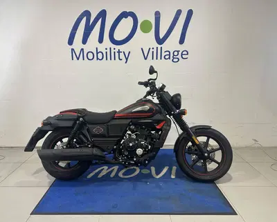 Um Italia Renegade Vegas 300 (2023 - 26) usata
