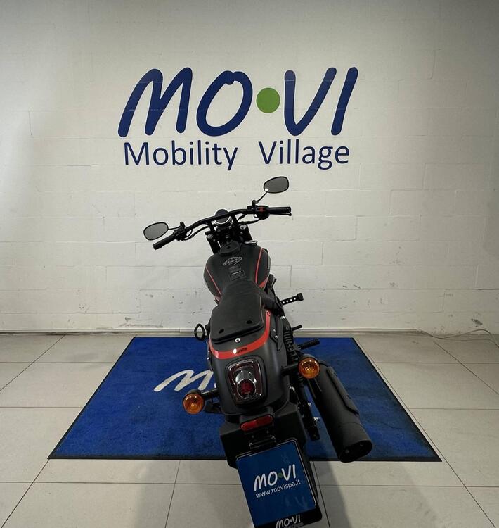 Um Italia Renegade Vegas 300 (2023 - 25) (3)