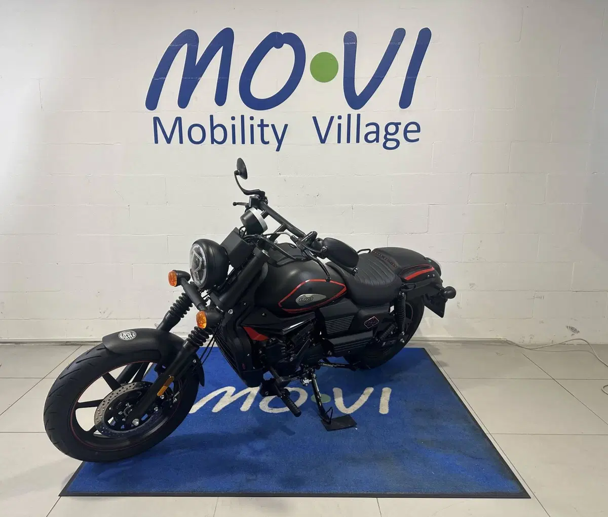 Um Italia Renegade Vegas 300 (2023 - 26) (6)