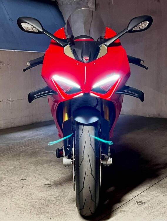 Ducati Panigale V4 S (2022 - 24) (3)