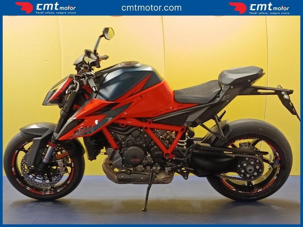 KTM 1290 Super Duke R (2020) (3)