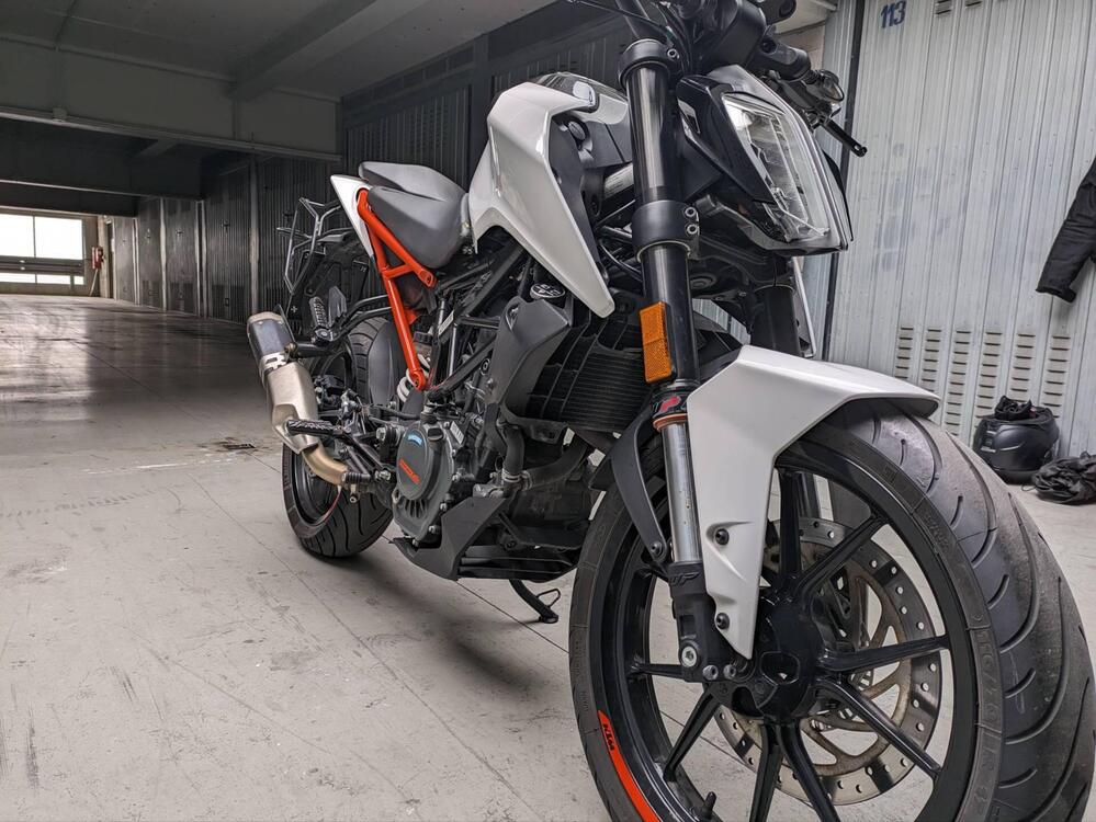 KTM 125 Duke ABS (2017 - 20) (4)