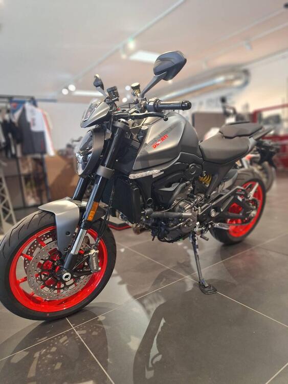 Ducati Monster 937 + (2021 - 25)