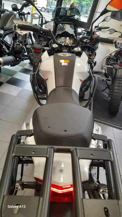 Benelli TRK 251 (2022 - 25) (4)